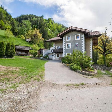Schildhof Ebion Schildhofsuite San Leonardo in Passiria Eksteriør billede