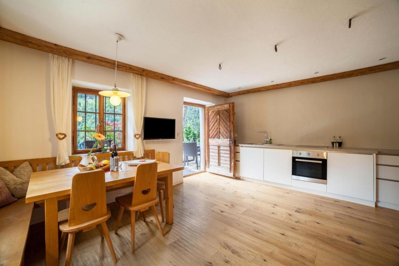 Schildhof Ebion Schildhofsuite San Leonardo in Passiria Eksteriør billede